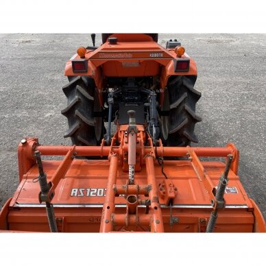 KUBOTA B1-15DT 4