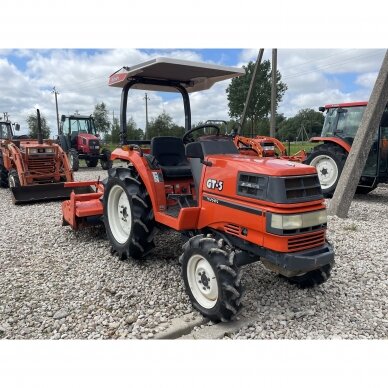 KUBOTA GT-5 2